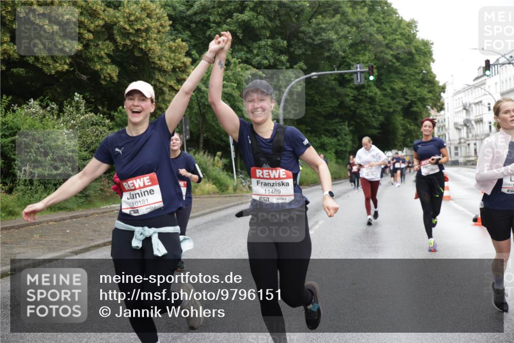 14.06.2026 - REWE Women's Run Jannik Wohlers http://msf.ph/oto/9796151 14.06.2026 09:58:05 Laufen 10181, 11469 meine-sportfotos.de