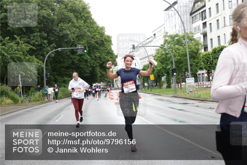 14.06.2026 - REWE Women's Run Jannik Wohlers http://msf.ph/oto/9796156 14.06.2026 09:58:06 Laufen 11208 meine-sportfotos.de