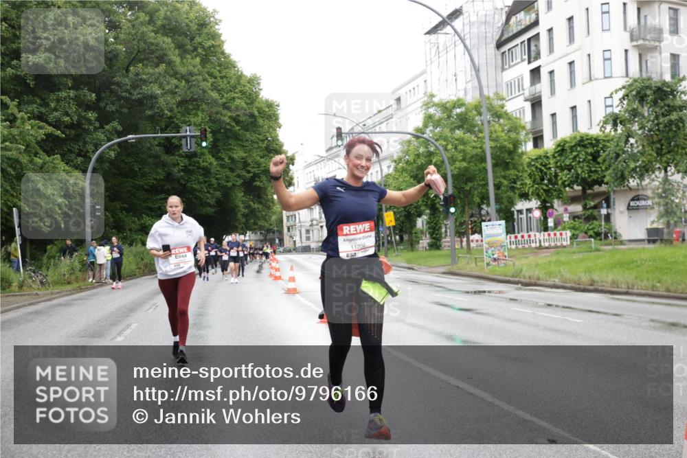 14.06.2026 - REWE Women's Run Jannik Wohlers http://msf.ph/oto/9796166 14.06.2026 09:58:07 Laufen 11208 meine-sportfotos.de