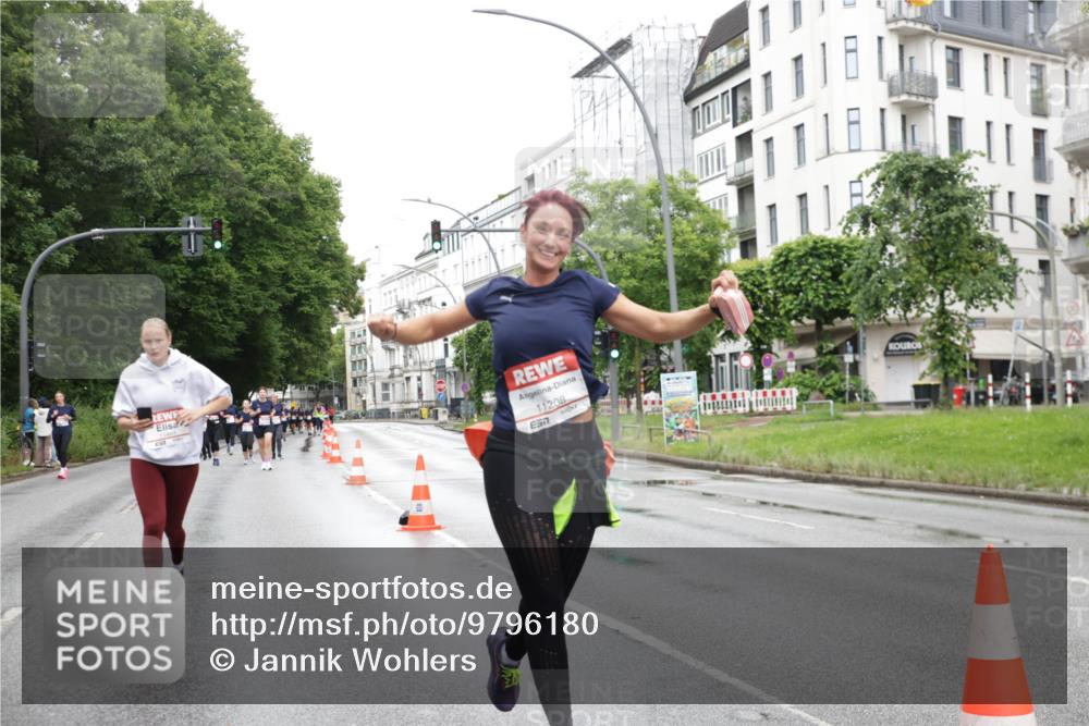 14.06.2026 - REWE Women's Run Jannik Wohlers http://msf.ph/oto/9796180 14.06.2026 09:58:07 Laufen 11208, 7 meine-sportfotos.de
