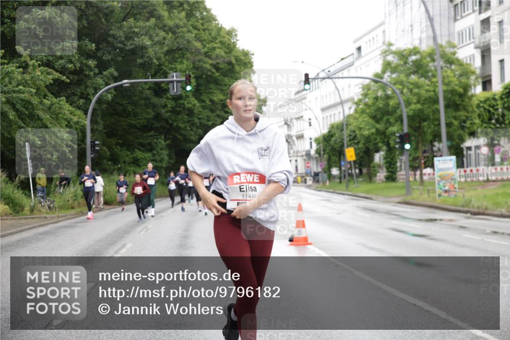 14.06.2026 - REWE Women's Run Jannik Wohlers http://msf.ph/oto/9796182 14.06.2026 09:58:09 Laufen 11444 meine-sportfotos.de