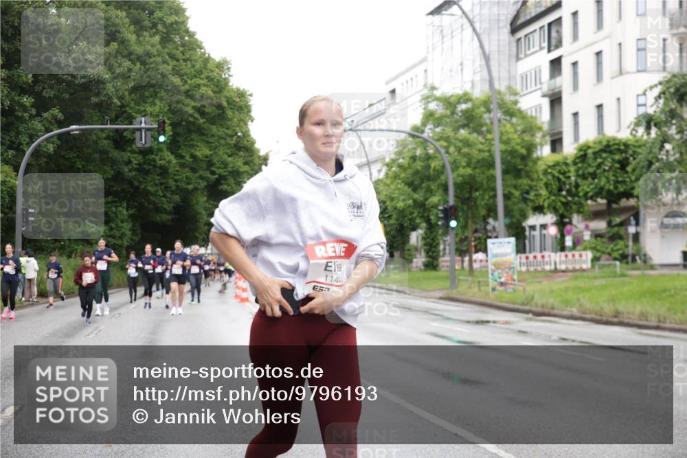 14.06.2026 - REWE Women's Run Jannik Wohlers http://msf.ph/oto/9796193 14.06.2026 09:58:09 Laufen 114 meine-sportfotos.de