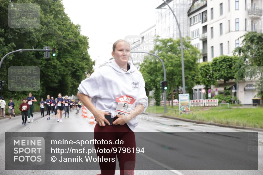 14.06.2026 - REWE Women's Run Jannik Wohlers http://msf.ph/oto/9796194 14.06.2026 09:58:09 Laufen 11444 meine-sportfotos.de