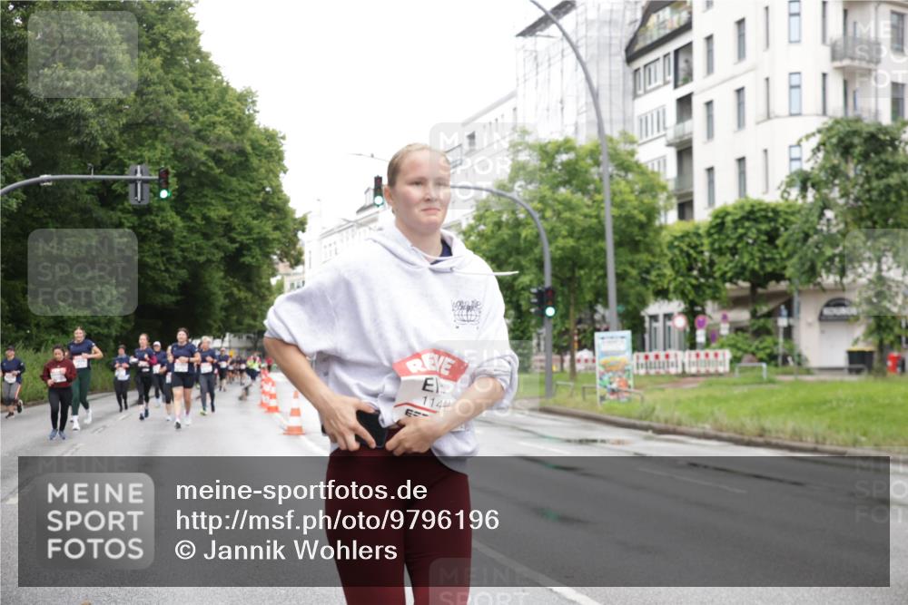 14.06.2026 - REWE Women's Run Jannik Wohlers http://msf.ph/oto/9796196 14.06.2026 09:58:09 Laufen 11444 meine-sportfotos.de