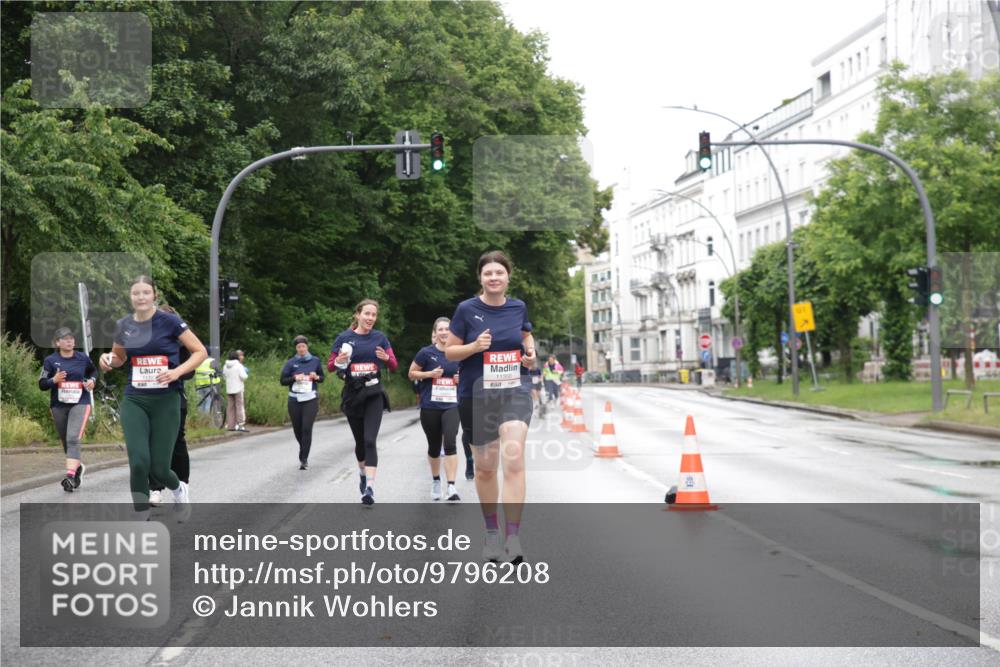 14.06.2026 - REWE Women's Run Jannik Wohlers http://msf.ph/oto/9796208 14.06.2026 09:58:14 Laufen 11350 meine-sportfotos.de