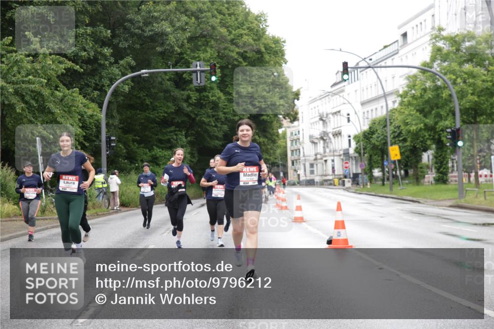 14.06.2026 - REWE Women's Run Jannik Wohlers http://msf.ph/oto/9796212 14.06.2026 09:58:14 Laufen 11350 meine-sportfotos.de