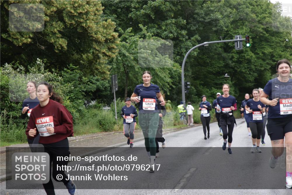 14.06.2026 - REWE Women's Run Jannik Wohlers http://msf.ph/oto/9796217 14.06.2026 09:58:15 Laufen 1002, 11397, 11350, 57, 10323 meine-sportfotos.de