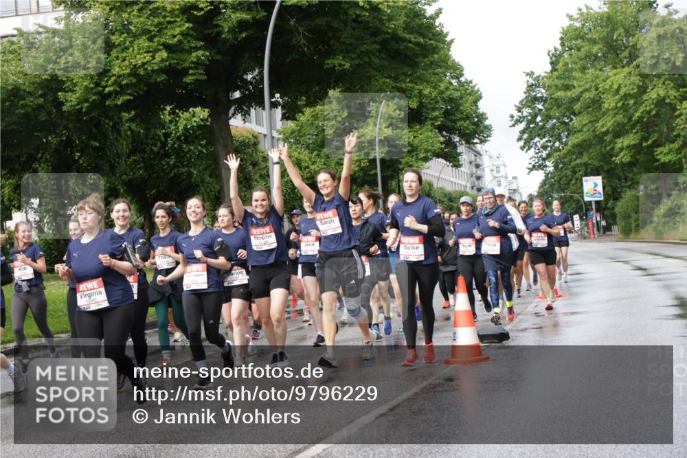 14.06.2026 - REWE Women's Run Jannik Wohlers http://msf.ph/oto/9796229 14.06.2026 09:10:21 Laufen 10582 meine-sportfotos.de