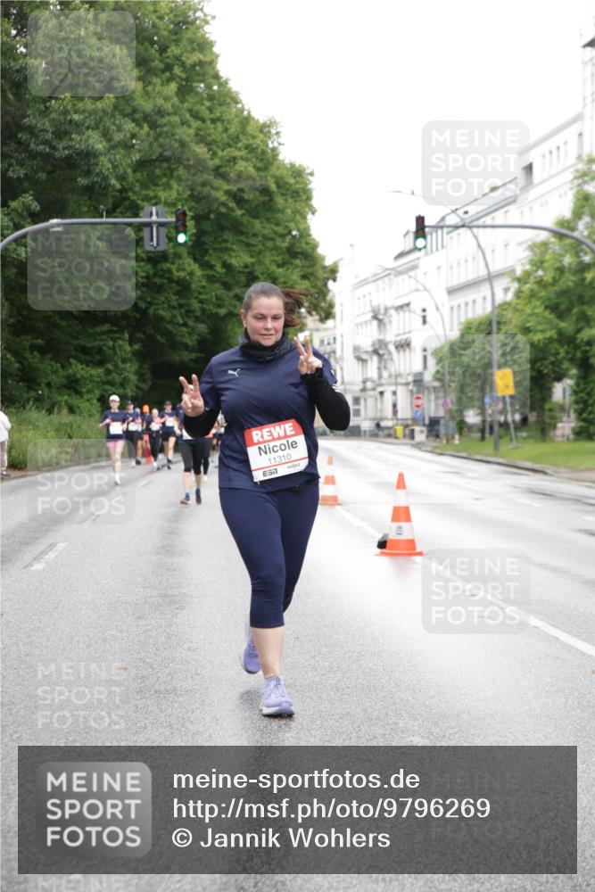 14.06.2026 - REWE Women's Run Jannik Wohlers http://msf.ph/oto/9796269 14.06.2026 09:58:21 Laufen 11310, 7 meine-sportfotos.de