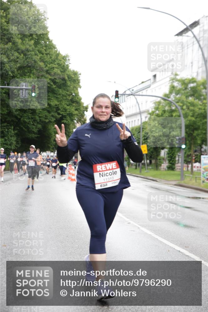 14.06.2026 - REWE Women's Run Jannik Wohlers http://msf.ph/oto/9796290 14.06.2026 09:58:22 Laufen 11310, 57 meine-sportfotos.de