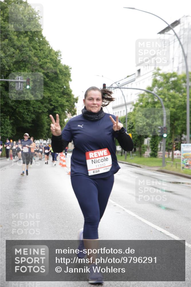 14.06.2026 - REWE Women's Run Jannik Wohlers http://msf.ph/oto/9796291 14.06.2026 09:58:22 Laufen 11310 meine-sportfotos.de