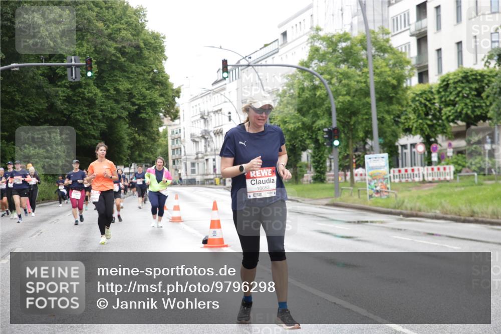 14.06.2026 - REWE Women's Run Jannik Wohlers http://msf.ph/oto/9796298 14.06.2026 09:58:27 Laufen 10652 meine-sportfotos.de