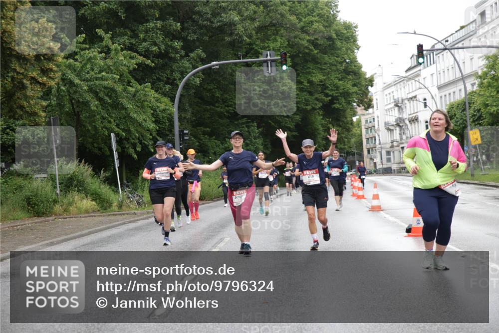 14.06.2026 - REWE Women's Run Jannik Wohlers http://msf.ph/oto/9796324 14.06.2026 09:58:31 Laufen 1 meine-sportfotos.de