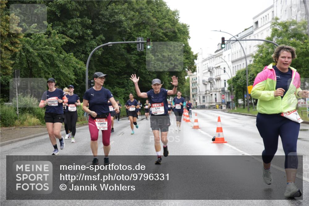 14.06.2026 - REWE Women's Run Jannik Wohlers http://msf.ph/oto/9796331 14.06.2026 09:58:33 Laufen 10898 meine-sportfotos.de