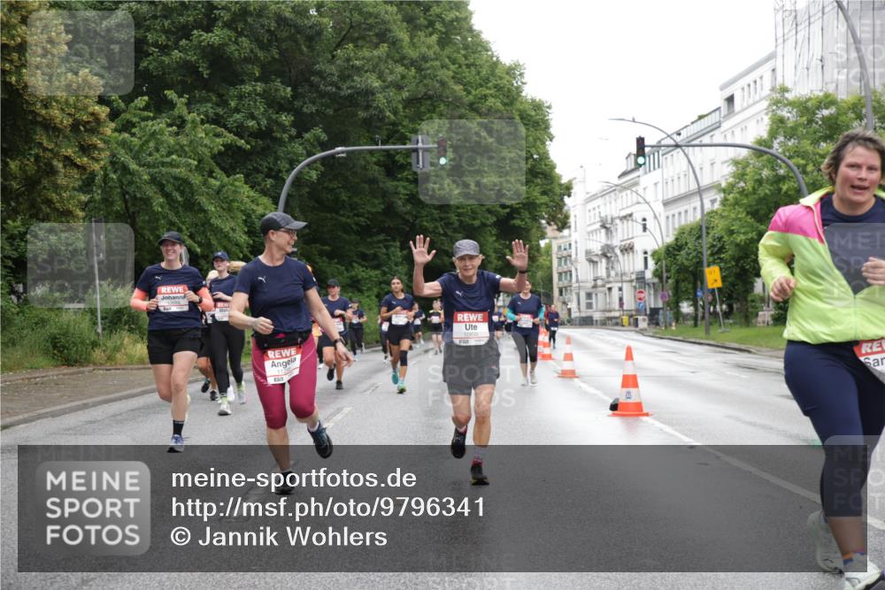 14.06.2026 - REWE Women's Run Jannik Wohlers http://msf.ph/oto/9796341 14.06.2026 09:58:33 Laufen 57, 10898, 01 meine-sportfotos.de