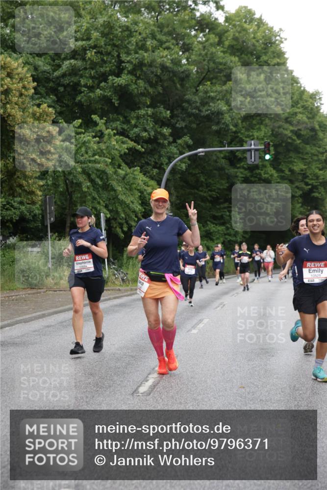 14.06.2026 - REWE Women's Run Jannik Wohlers http://msf.ph/oto/9796371 14.06.2026 09:58:37 Laufen 10554, 10528 meine-sportfotos.de
