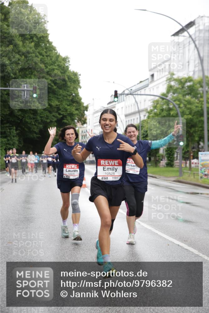 14.06.2026 - REWE Women's Run Jannik Wohlers http://msf.ph/oto/9796382 14.06.2026 09:58:38 Laufen 10529, 10528, 11243 meine-sportfotos.de