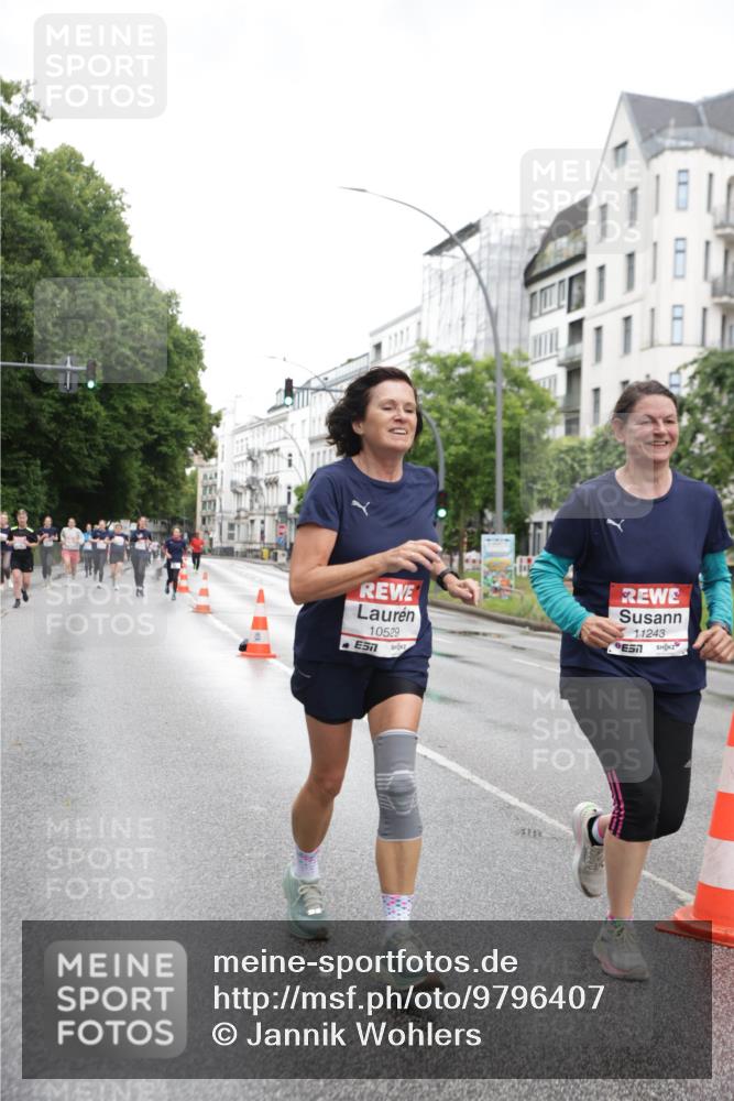 14.06.2026 - REWE Women's Run Jannik Wohlers http://msf.ph/oto/9796407 14.06.2026 09:58:39 Laufen 10529, 7, 11243 meine-sportfotos.de