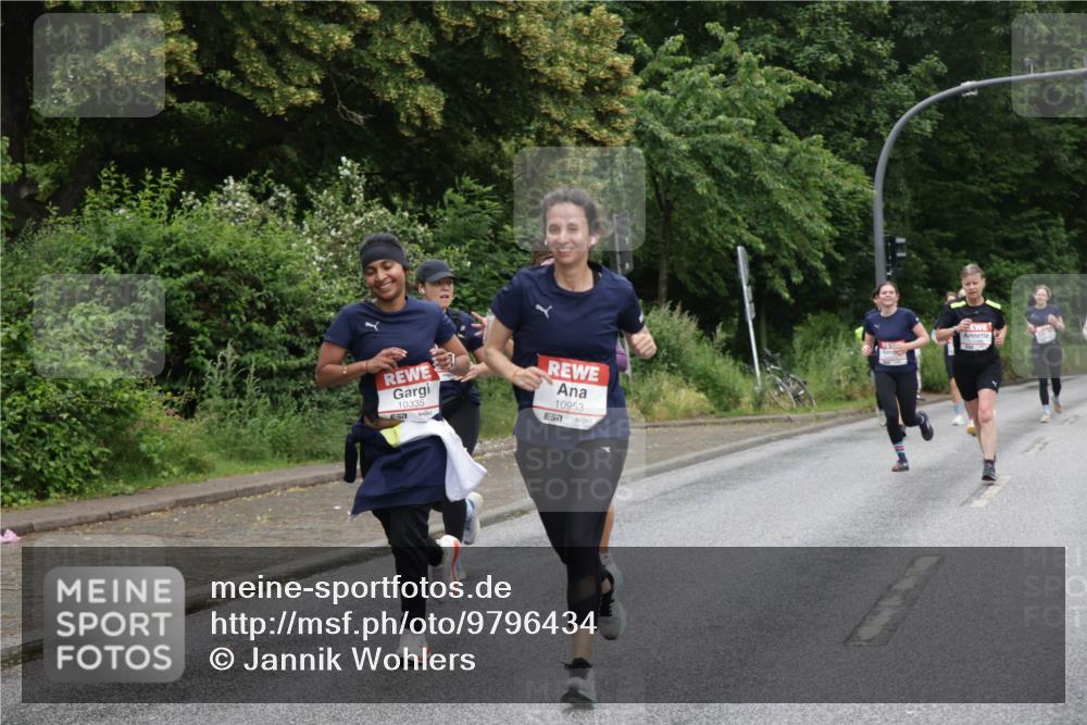 14.06.2026 - REWE Women's Run Jannik Wohlers http://msf.ph/oto/9796434 14.06.2026 09:58:42 Laufen 10335, 657, 10953, 7 meine-sportfotos.de