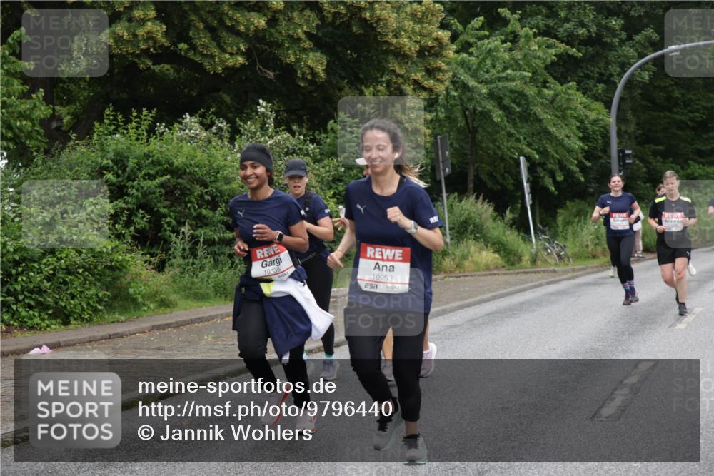 14.06.2026 - REWE Women's Run Jannik Wohlers http://msf.ph/oto/9796440 14.06.2026 09:58:42 Laufen 10335, 10953 meine-sportfotos.de