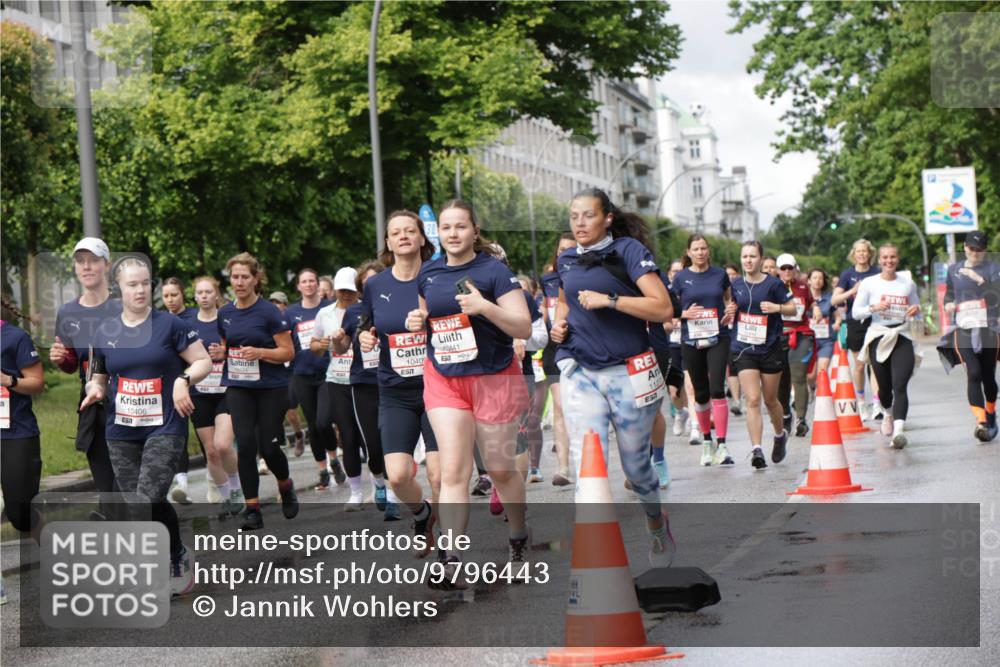 14.06.2026 - REWE Women's Run Jannik Wohlers http://msf.ph/oto/9796443 14.06.2026 09:10:38 Laufen 10406, 0441, 1040, 112, 7 meine-sportfotos.de