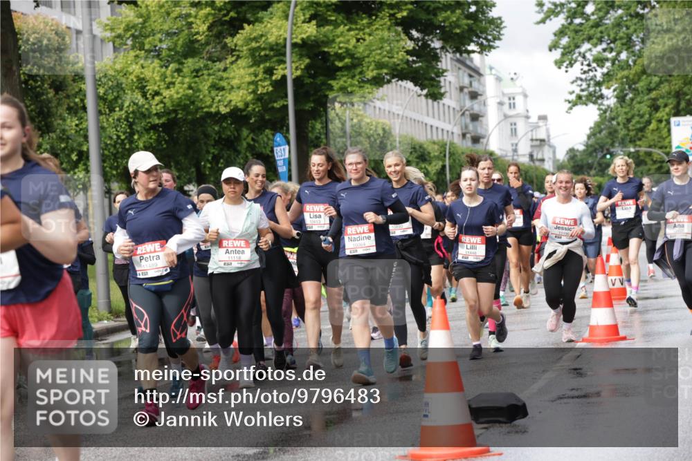 14.06.2026 - REWE Women's Run Jannik Wohlers http://msf.ph/oto/9796483 14.06.2026 09:10:40 Laufen 11489, 11118, 6, 31, 10064, 11448, 96111 meine-sportfotos.de