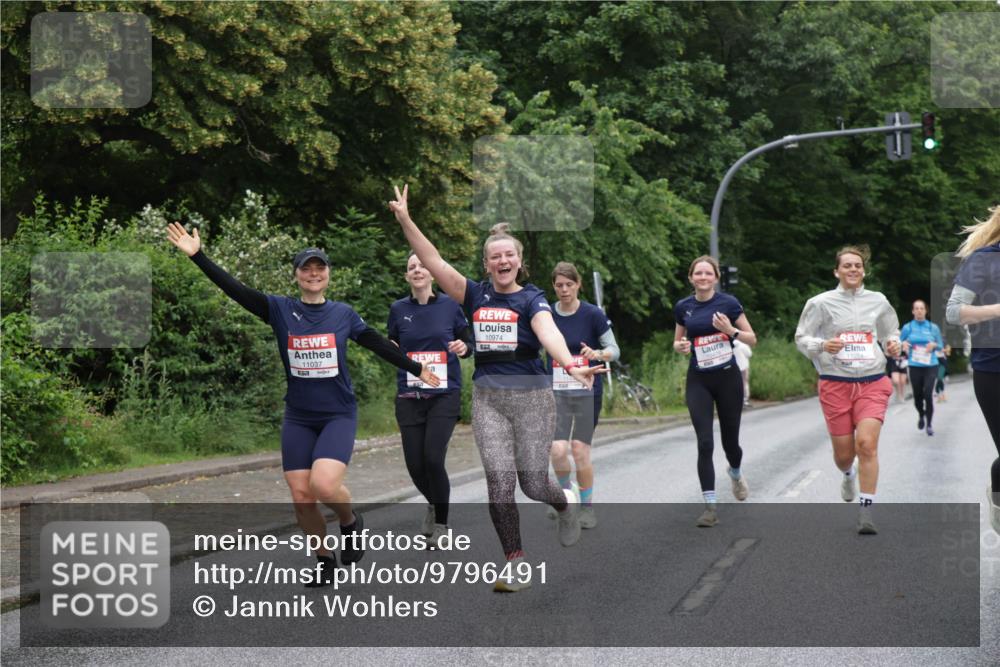 14.06.2026 - REWE Women's Run Jannik Wohlers http://msf.ph/oto/9796491 14.06.2026 09:58:48 Laufen 11037, 657, 10974 meine-sportfotos.de