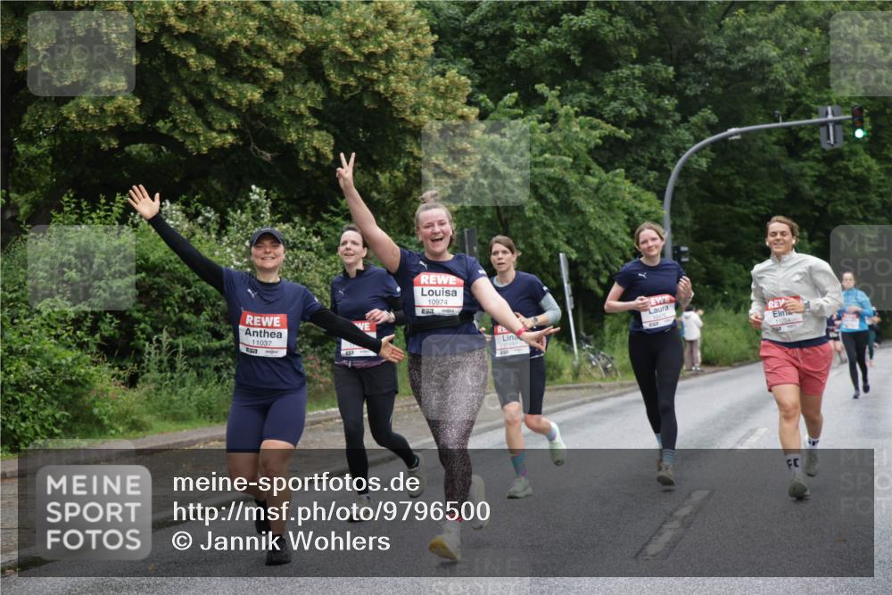 14.06.2026 - REWE Women's Run Jannik Wohlers http://msf.ph/oto/9796500 14.06.2026 09:58:48 Laufen 11037, 7, 10974, 11442 meine-sportfotos.de