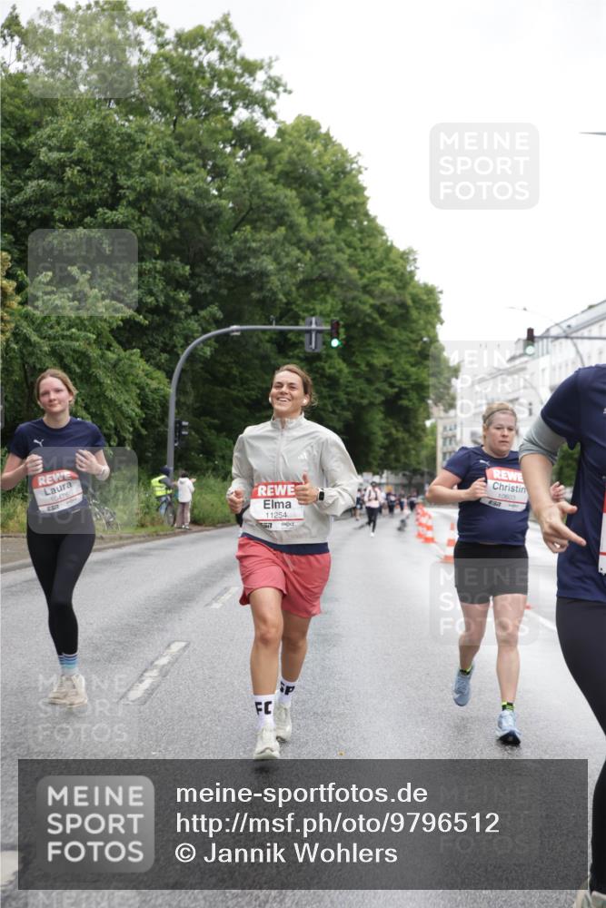 14.06.2026 - REWE Women's Run Jannik Wohlers http://msf.ph/oto/9796512 14.06.2026 09:58:49 Laufen 10476, 11254, 57, 10603 meine-sportfotos.de