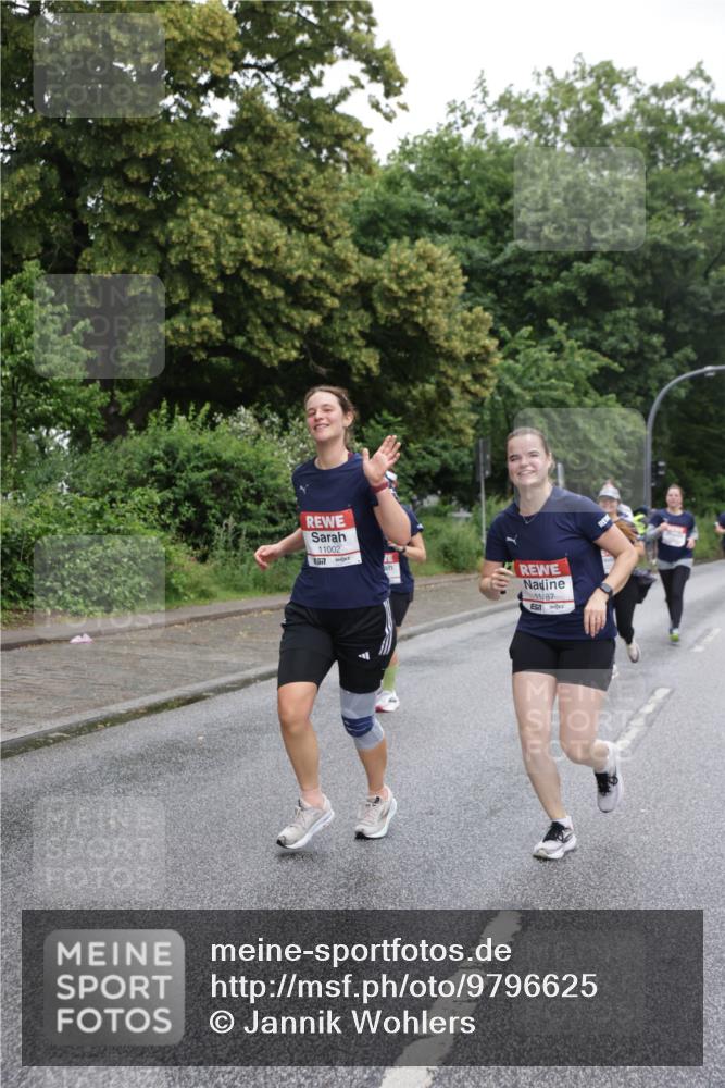 14.06.2026 - REWE Women's Run Jannik Wohlers http://msf.ph/oto/9796625 14.06.2026 09:59:10 Laufen 11002, 57, 11, 87 meine-sportfotos.de