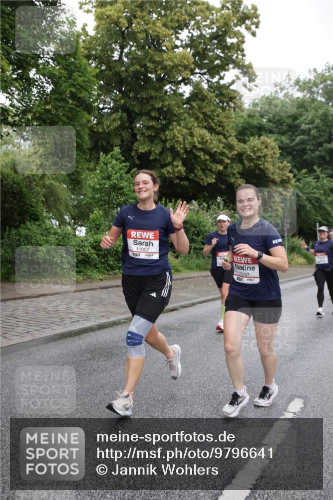 14.06.2026 - REWE Women's Run Jannik Wohlers http://msf.ph/oto/9796641 14.06.2026 09:59:11 Laufen 11002, 11, 87 meine-sportfotos.de