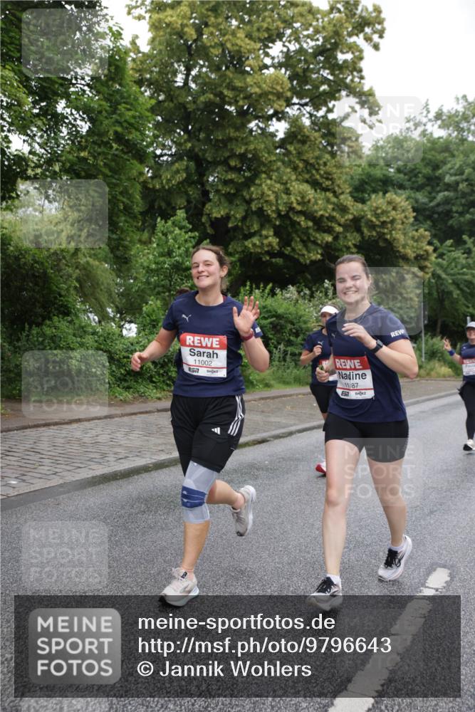 14.06.2026 - REWE Women's Run Jannik Wohlers http://msf.ph/oto/9796643 14.06.2026 09:59:11 Laufen 11002, 7, 11, 87 meine-sportfotos.de
