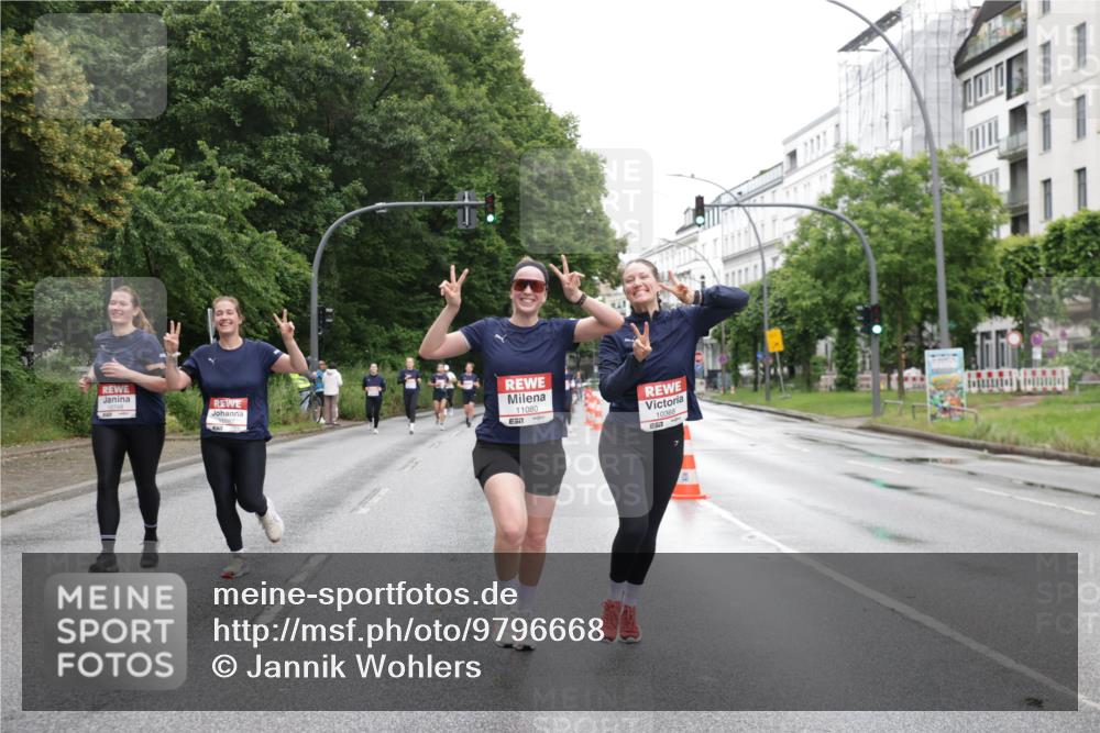 14.06.2026 - REWE Women's Run Jannik Wohlers http://msf.ph/oto/9796668 14.06.2026 09:59:15 Laufen 11080, 57, 10368 meine-sportfotos.de