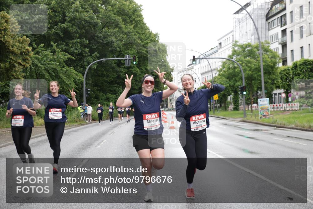 14.06.2026 - REWE Women's Run Jannik Wohlers http://msf.ph/oto/9796676 14.06.2026 09:59:15 Laufen 11080, 10368 meine-sportfotos.de