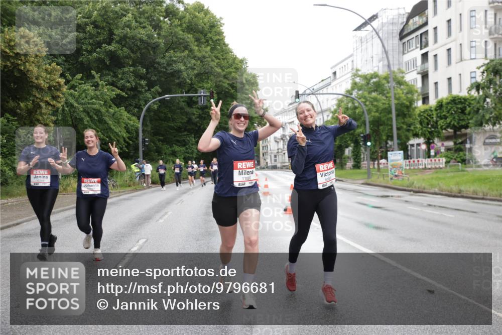 14.06.2026 - REWE Women's Run Jannik Wohlers http://msf.ph/oto/9796681 14.06.2026 09:59:15 Laufen 10787, 11080, 10968, 51 meine-sportfotos.de