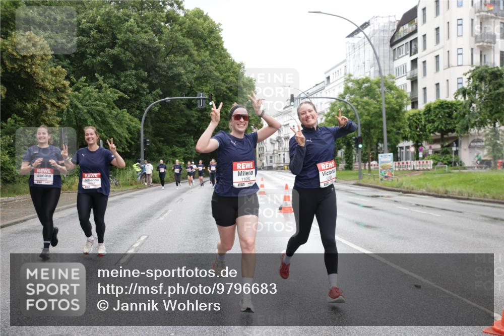 14.06.2026 - REWE Women's Run Jannik Wohlers http://msf.ph/oto/9796683 14.06.2026 09:59:15 Laufen 11080, 10968 meine-sportfotos.de