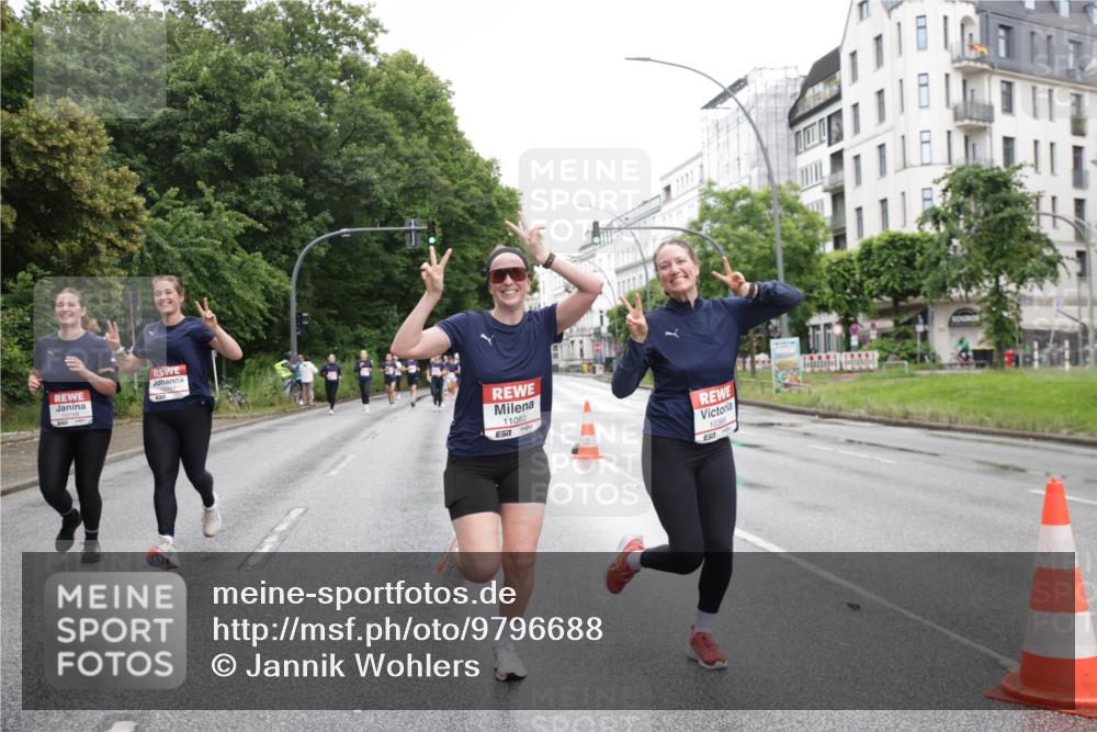 14.06.2026 - REWE Women's Run Jannik Wohlers http://msf.ph/oto/9796688 14.06.2026 09:59:15 Laufen 11080, 57, 10368 meine-sportfotos.de