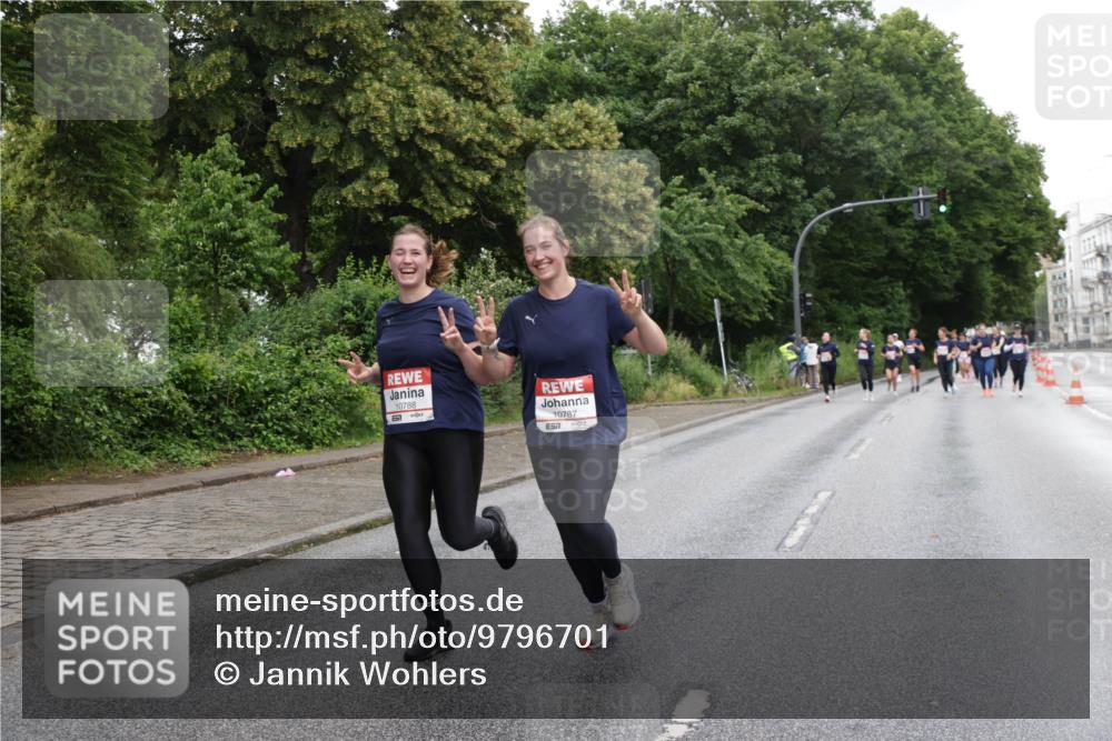 14.06.2026 - REWE Women's Run Jannik Wohlers http://msf.ph/oto/9796701 14.06.2026 09:59:16 Laufen 10788, 10787, 57 meine-sportfotos.de