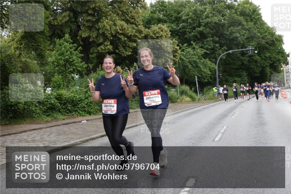 14.06.2026 - REWE Women's Run Jannik Wohlers http://msf.ph/oto/9796704 14.06.2026 09:59:16 Laufen 10788, 10787, 77 meine-sportfotos.de