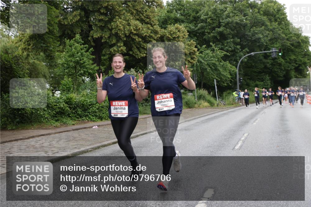 14.06.2026 - REWE Women's Run Jannik Wohlers http://msf.ph/oto/9796706 14.06.2026 09:59:16 Laufen 10788, 10787, 577 meine-sportfotos.de