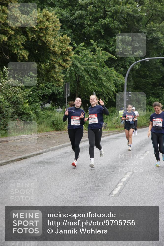 14.06.2026 - REWE Women's Run Jannik Wohlers http://msf.ph/oto/9796756 14.06.2026 09:59:22 Laufen 11107, 11473 meine-sportfotos.de