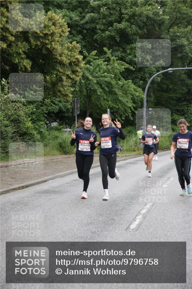 14.06.2026 - REWE Women's Run Jannik Wohlers http://msf.ph/oto/9796758 14.06.2026 09:59:22 Laufen 11107 meine-sportfotos.de
