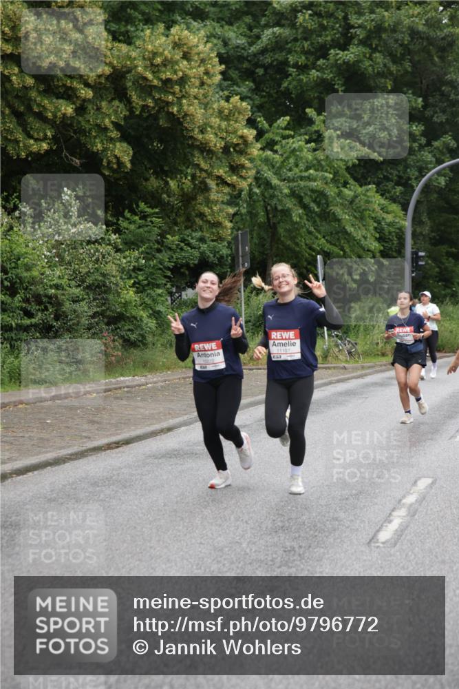 14.06.2026 - REWE Women's Run Jannik Wohlers http://msf.ph/oto/9796772 14.06.2026 09:59:23 Laufen 10222, 11107 meine-sportfotos.de
