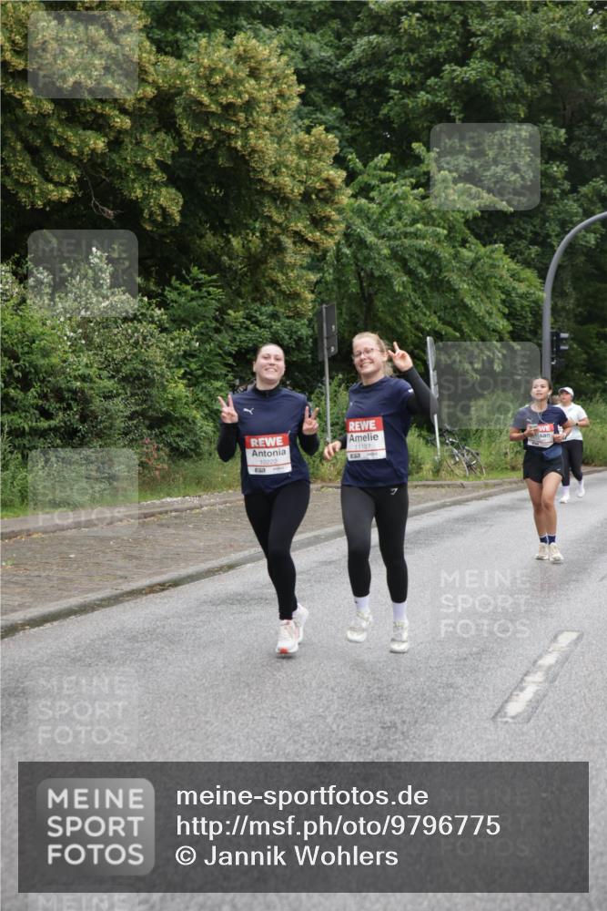 14.06.2026 - REWE Women's Run Jannik Wohlers http://msf.ph/oto/9796775 14.06.2026 09:59:23 Laufen 10222, 11107, 657 meine-sportfotos.de