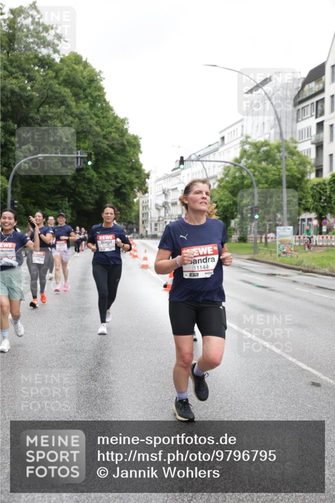 14.06.2026 - REWE Women's Run Jannik Wohlers http://msf.ph/oto/9796795 14.06.2026 09:59:27 Laufen 11027, 11144 meine-sportfotos.de