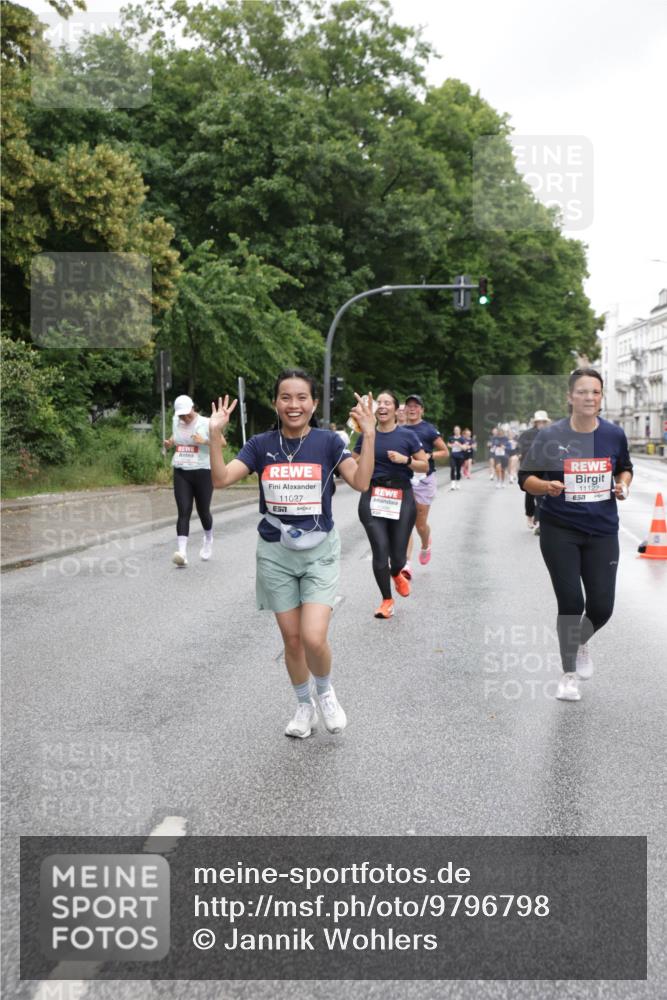 14.06.2026 - REWE Women's Run Jannik Wohlers http://msf.ph/oto/9796798 14.06.2026 09:59:27 Laufen 11027, 7, 11122, 657 meine-sportfotos.de