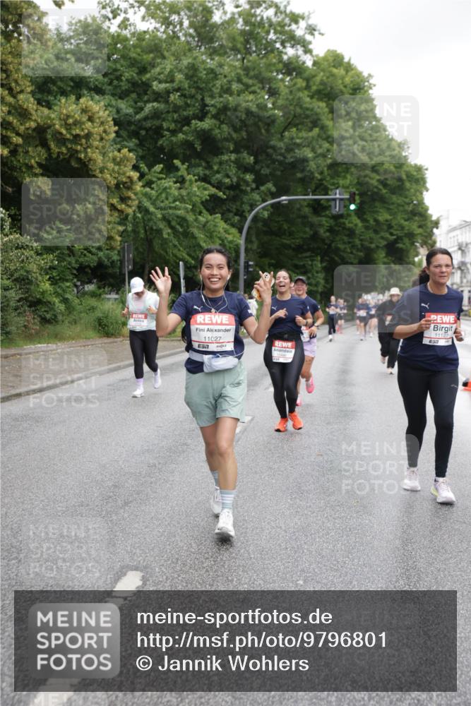14.06.2026 - REWE Women's Run Jannik Wohlers http://msf.ph/oto/9796801 14.06.2026 09:59:27 Laufen 11027, 11122, 657 meine-sportfotos.de