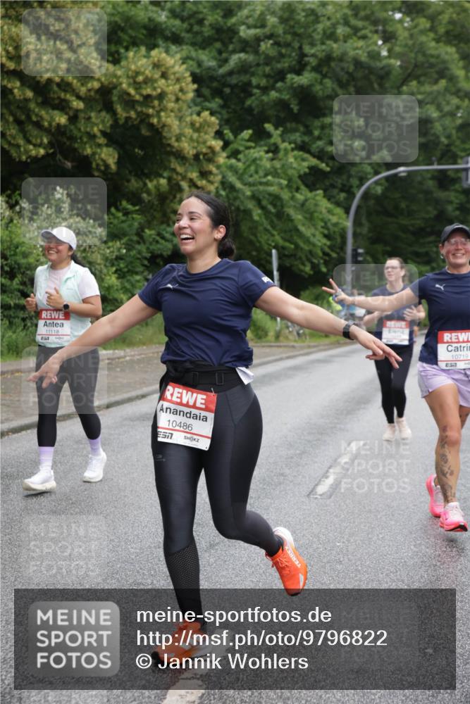 14.06.2026 - REWE Women's Run Jannik Wohlers http://msf.ph/oto/9796822 14.06.2026 09:59:29 Laufen 11118, 10486, 7, 10719, 57 meine-sportfotos.de