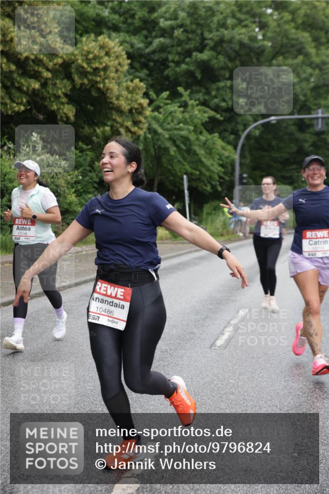14.06.2026 - REWE Women's Run Jannik Wohlers http://msf.ph/oto/9796824 14.06.2026 09:59:29 Laufen 11118, 10486, 7, 10719 meine-sportfotos.de
