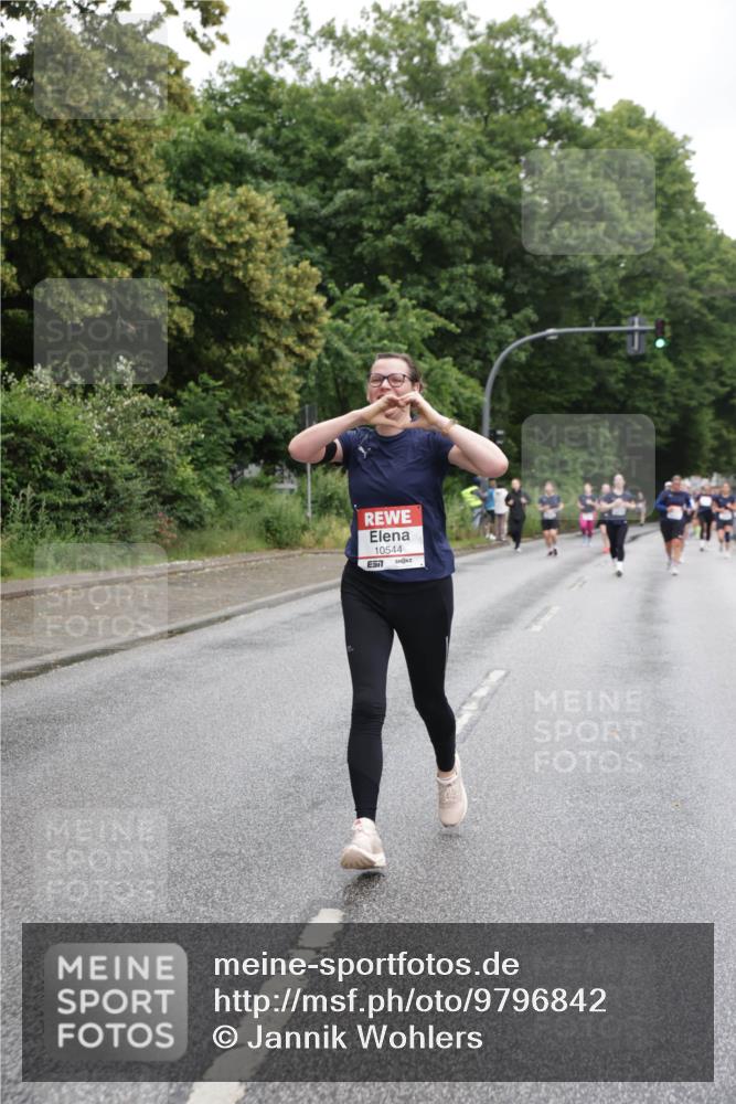 14.06.2026 - REWE Women's Run Jannik Wohlers http://msf.ph/oto/9796842 14.06.2026 09:59:31 Laufen 10544, 57 meine-sportfotos.de